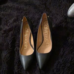 Calvin Klein Pumps